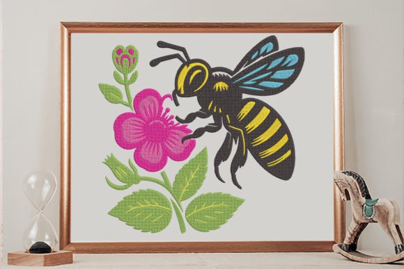 Cute Friendly Bee Embroidery Design